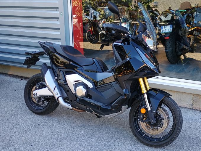 HONDA X-ADV 4