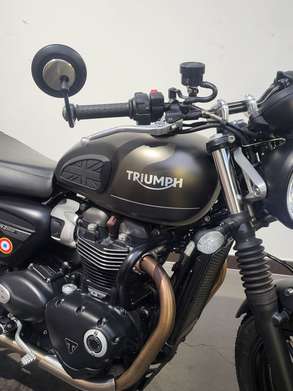TRIUMPH SPEED TWIN 900 4