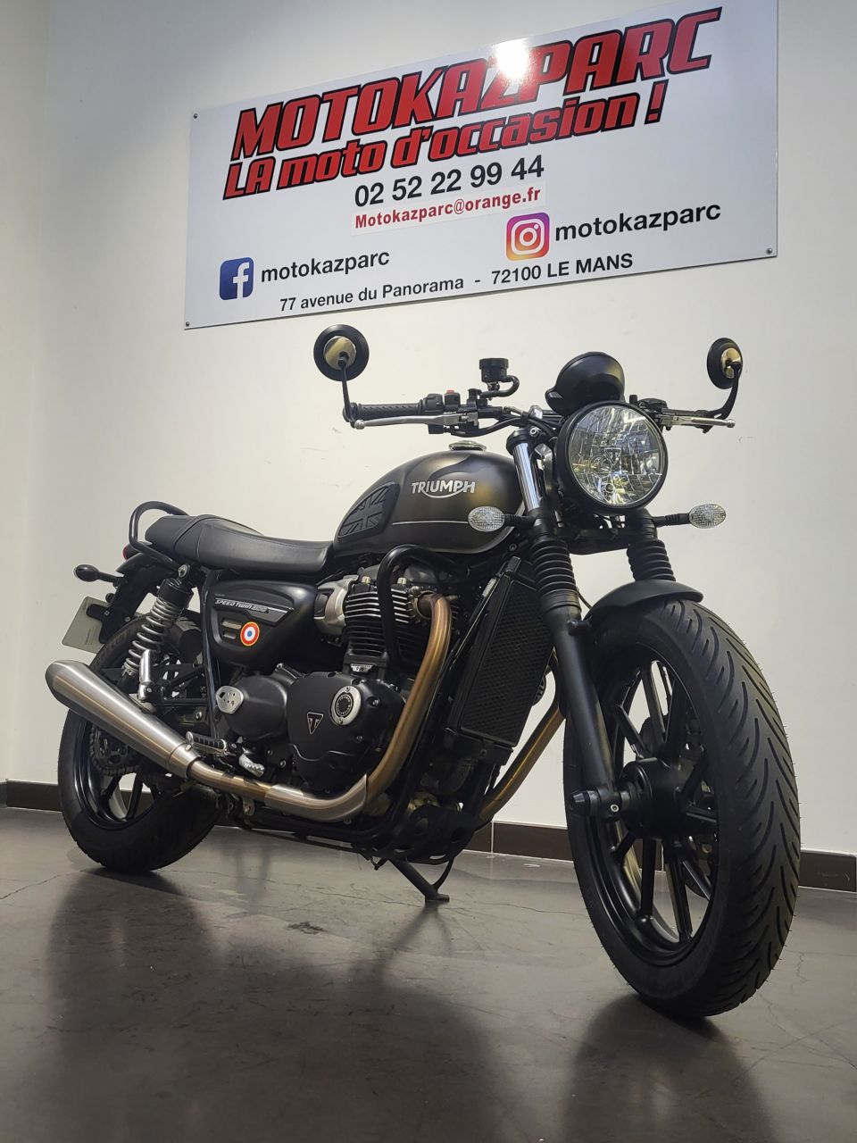 TRIUMPH SPEED TWIN 900 4