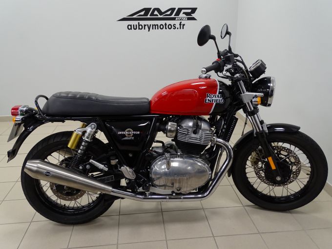 ROYAL ENFIELD INTERCEPTOR 4