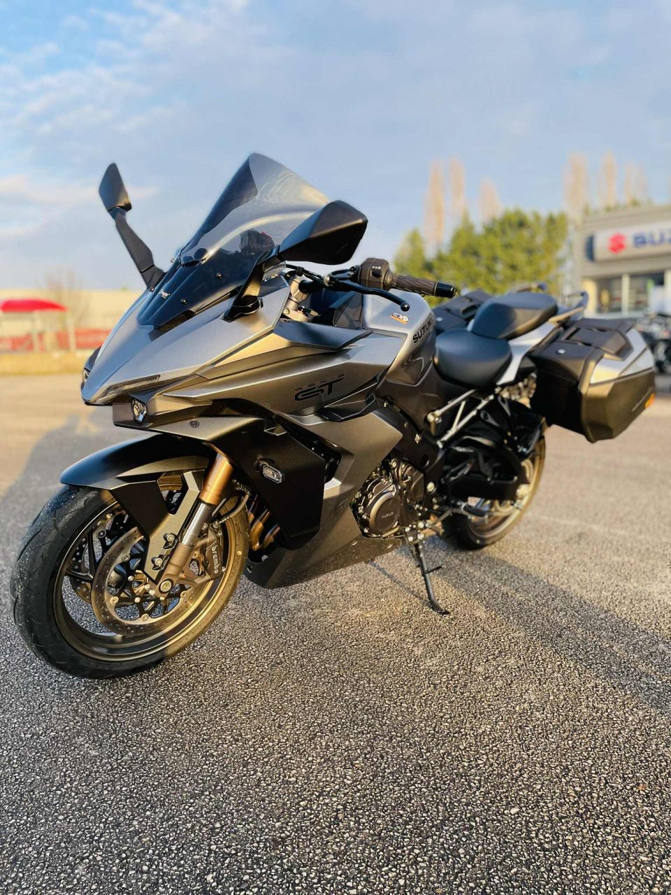 SUZUKI GSX-S 1000 GT 4