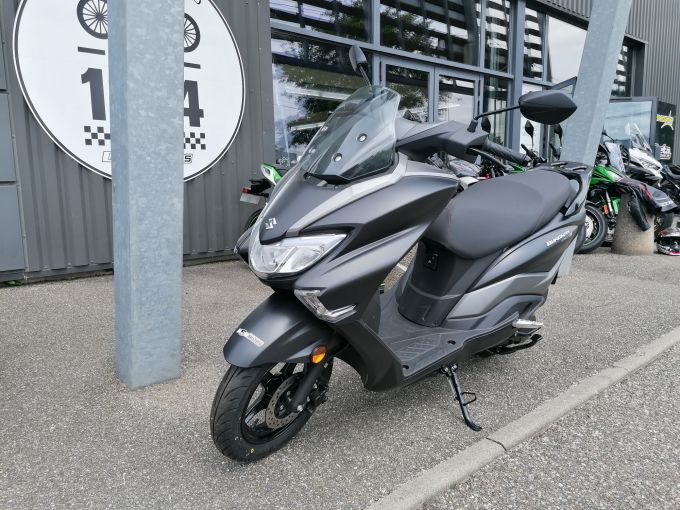 SUZUKI BURGMAN 125 4