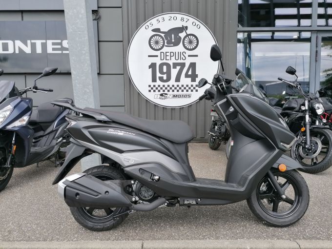 SUZUKI BURGMAN 125 4