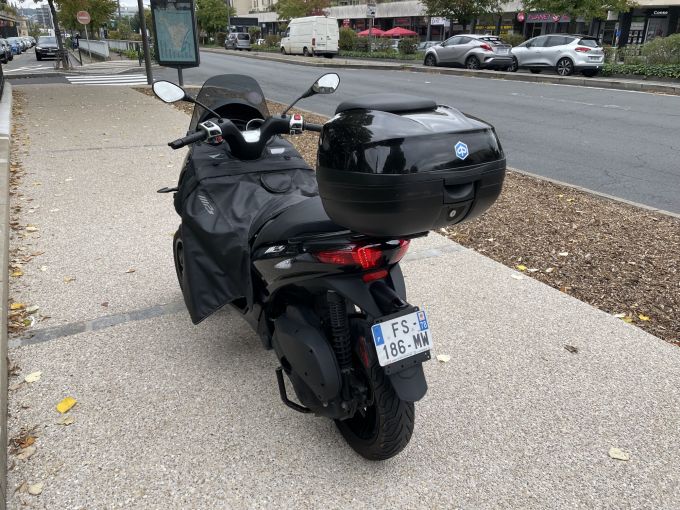 PIAGGIO MP3 300 HPE ABS ASR 4