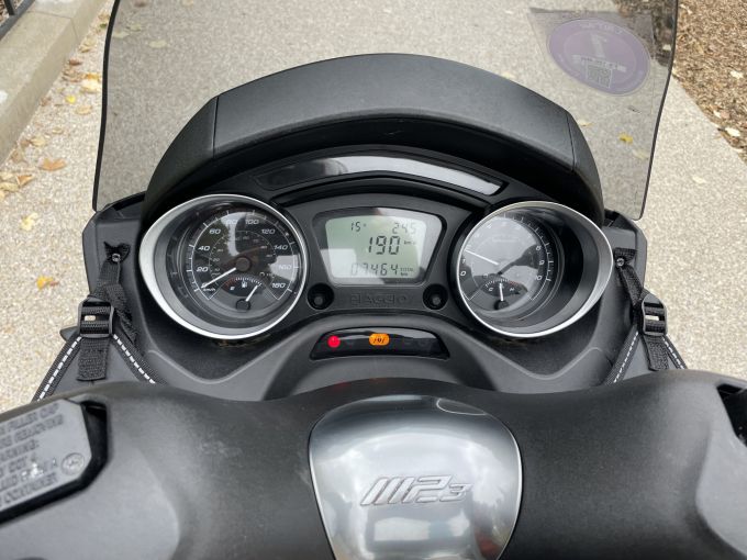 PIAGGIO MP3 300 HPE ABS ASR 4