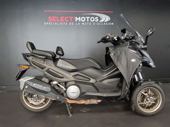 KYMCO CV3 550 4