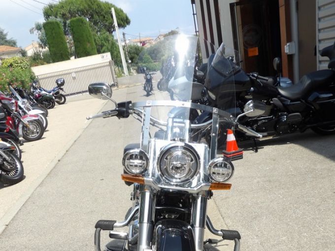 HARLEY-DAVIDSON SOFTAIL DELUXE 1745 4