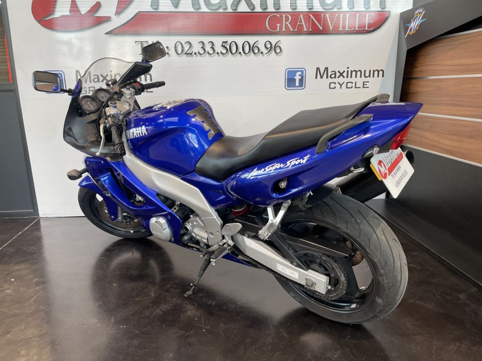 YAMAHA YZF 600 R THUNDERCAT 4