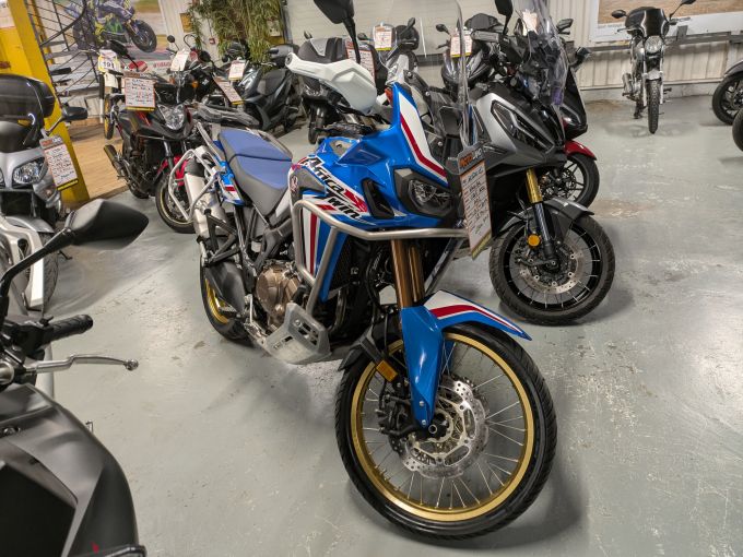 HONDA Africa Twin CRF1000D STD 4