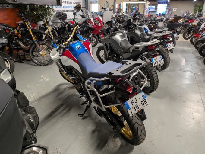 HONDA Africa Twin CRF1000D STD 4