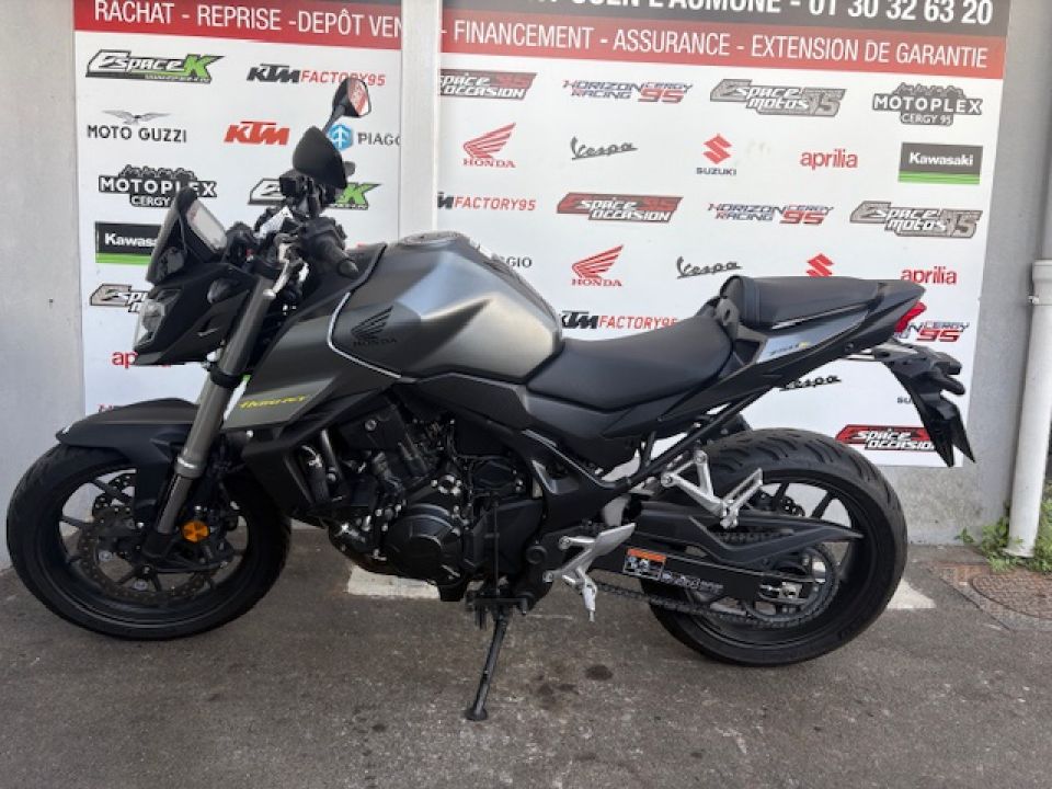 HONDA CB 750 HORNET 4