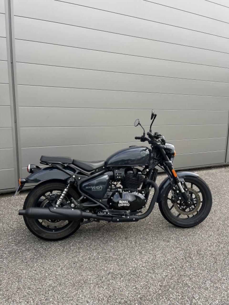 ROYAL ENFIELD Classic 650 4