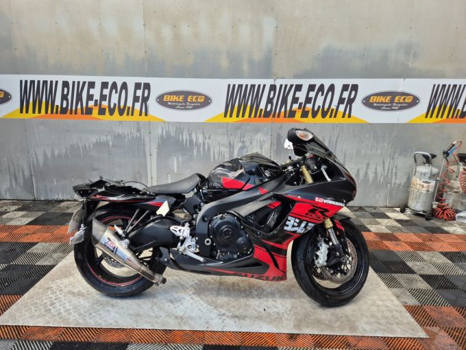 SUZUKI GSX-R 750 4