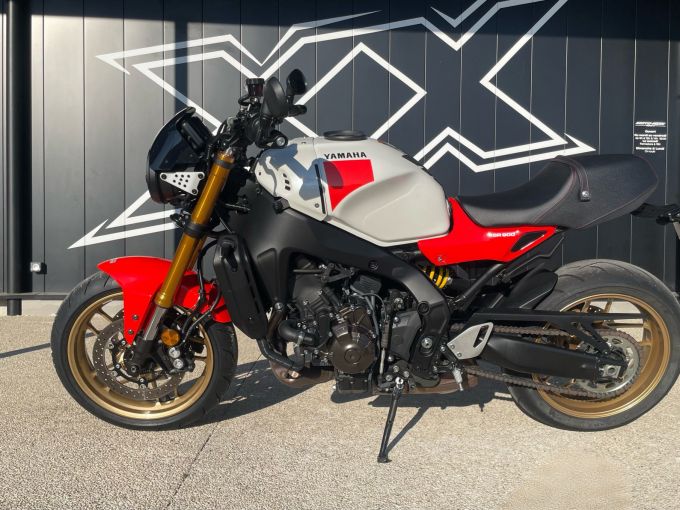 YAMAHA XSR 900 4