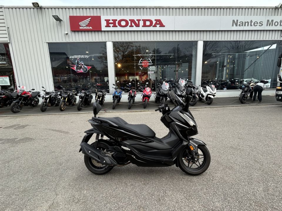 HONDA FORZA 125 4