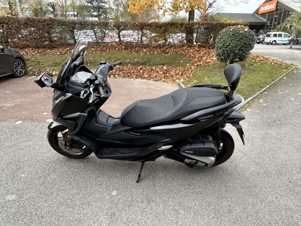 HONDA FORZA 125 4