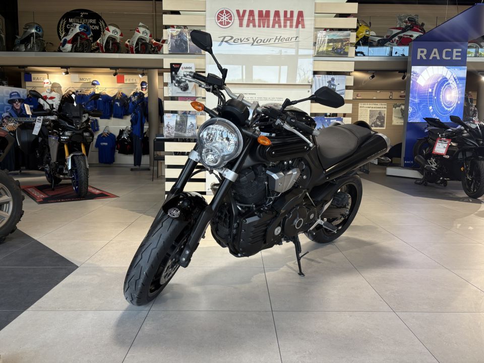 YAMAHA MT-01 FAIBLE KILOMETRAGE MUSÉE 4
