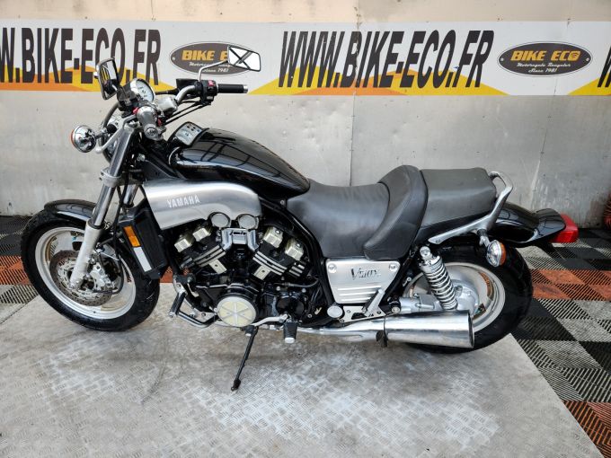 YAMAHA V-MAX 1200 4