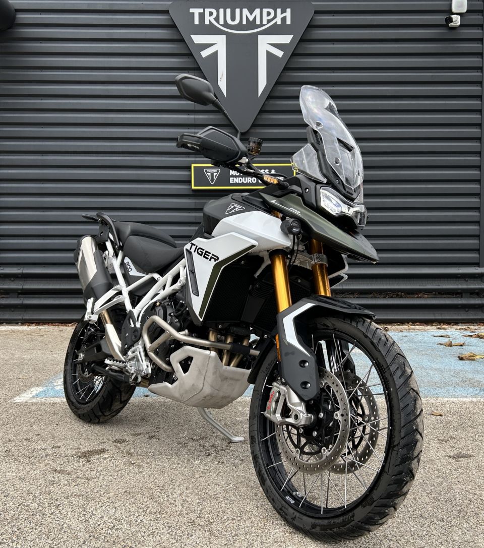 TRIUMPH TIGER 900 RALLY PRO 4
