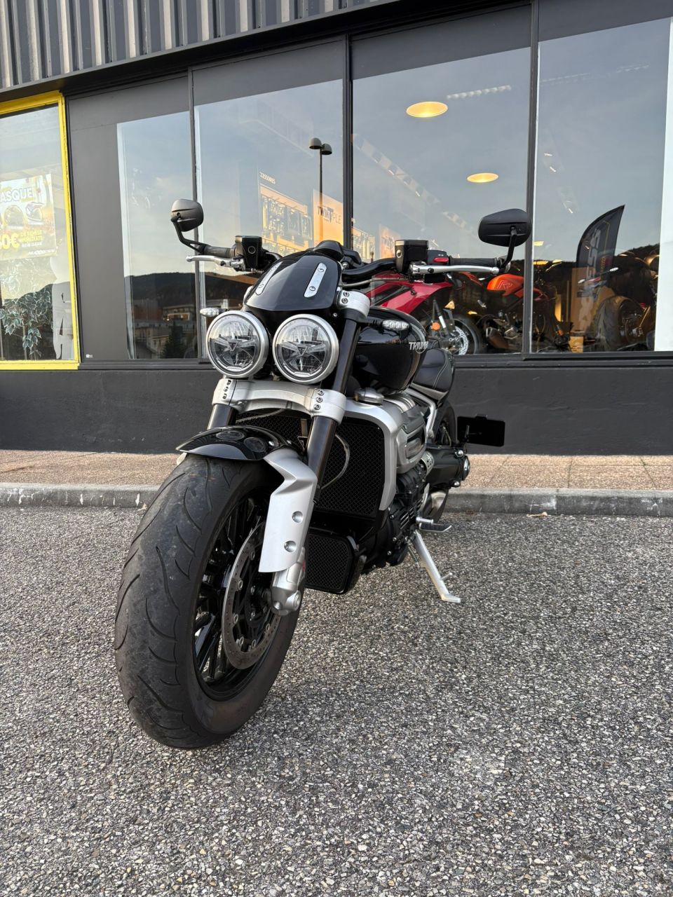 TRIUMPH ROCKET 3 R 4