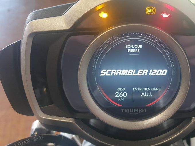 TRIUMPH SCRAMBLER 1200 XC 4