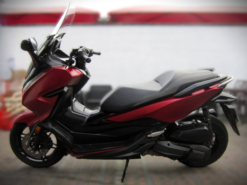 HONDA NSS FORZA 125 4