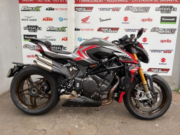MV AGUSTA BRUTALE 1000 RR 4
