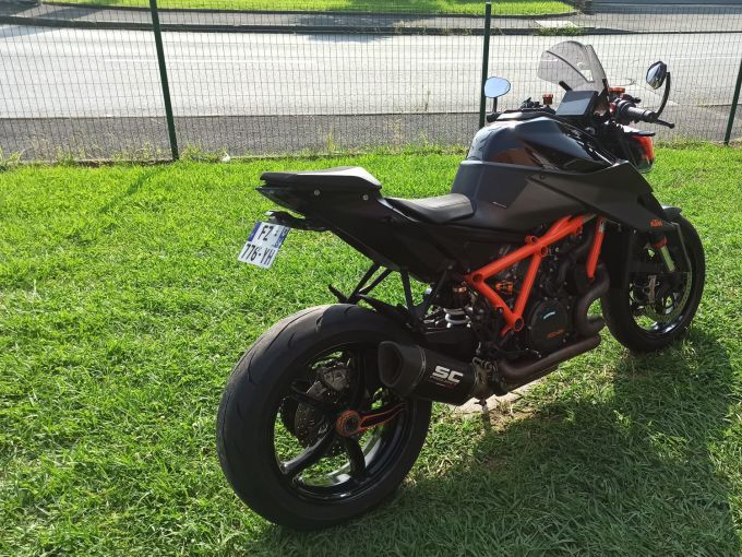 KTM 1290 SUPER DUKE R 4