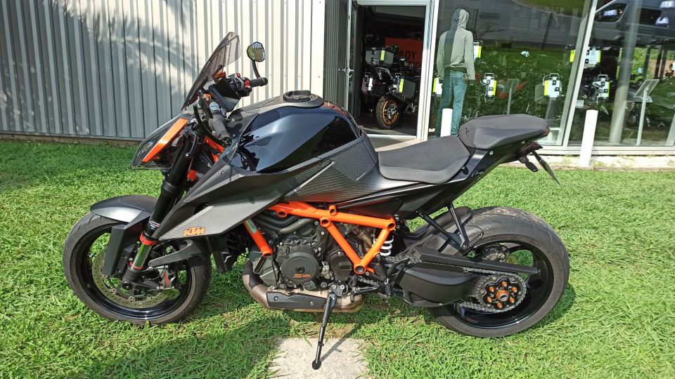 KTM 1290 SUPER DUKE R 4