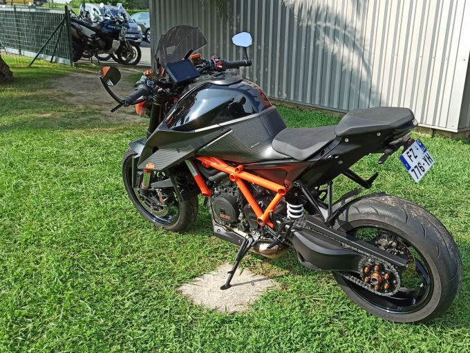 KTM 1290 SUPER DUKE R 4
