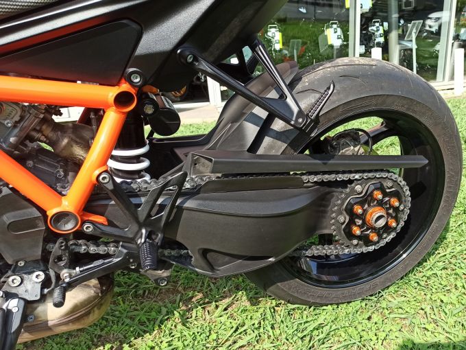 KTM 1290 SUPER DUKE R 4
