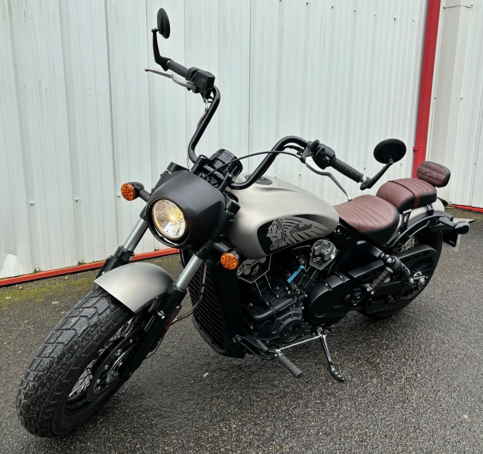 INDIAN SCOUT BOBBER TWENTY 4
