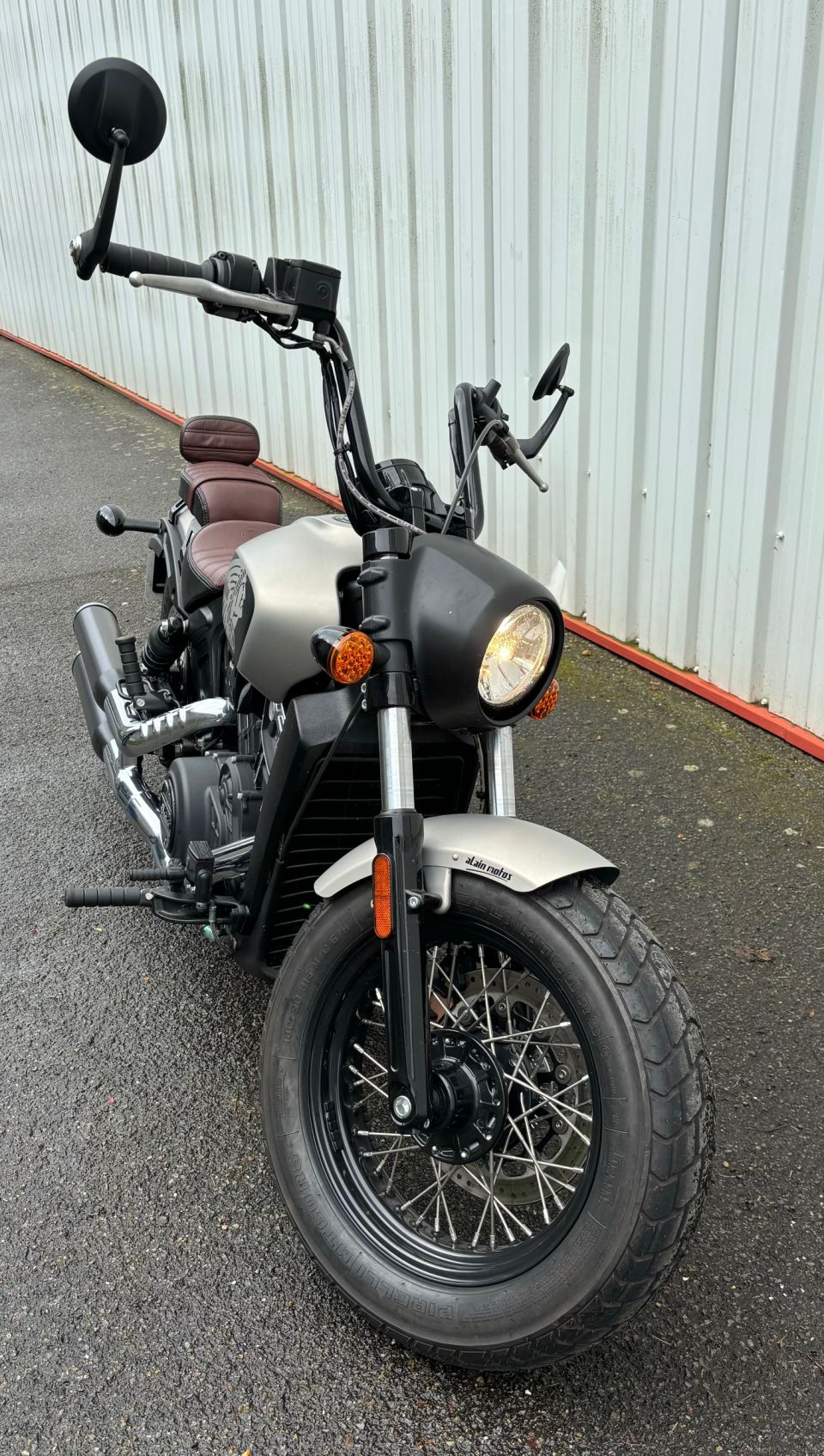 INDIAN SCOUT BOBBER TWENTY 4