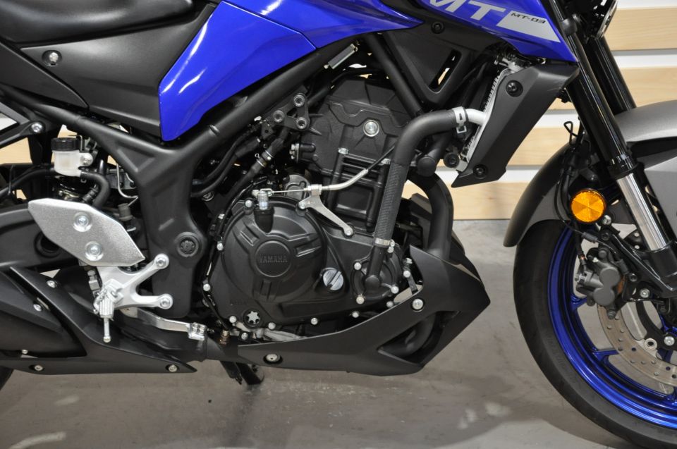 YAMAHA MT-03 300 4