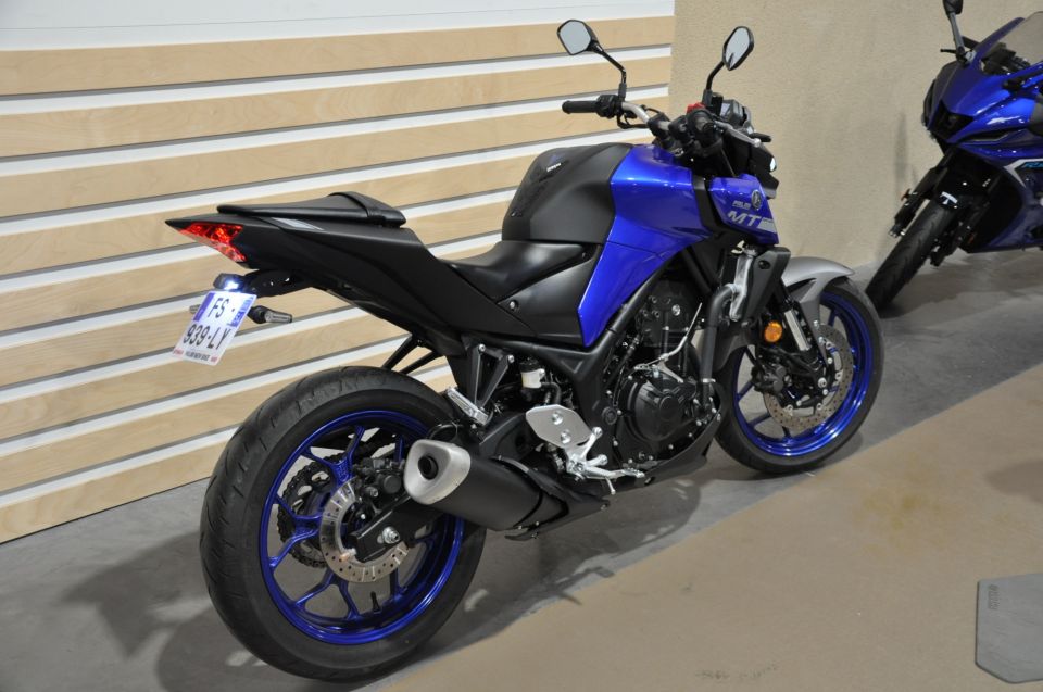 YAMAHA MT-03 300 4
