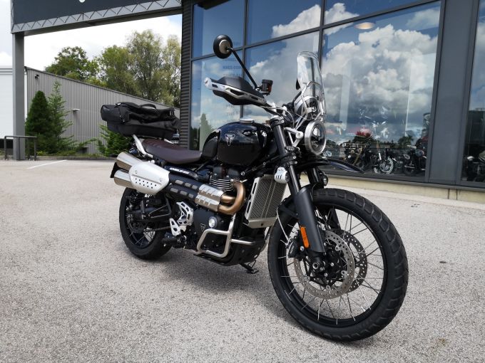 TRIUMPH SCRAMBLER 1200 4