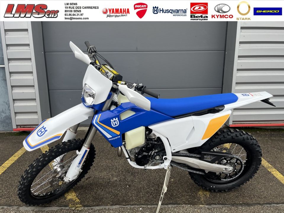 HUSQVARNA FE 250 Héritage 4