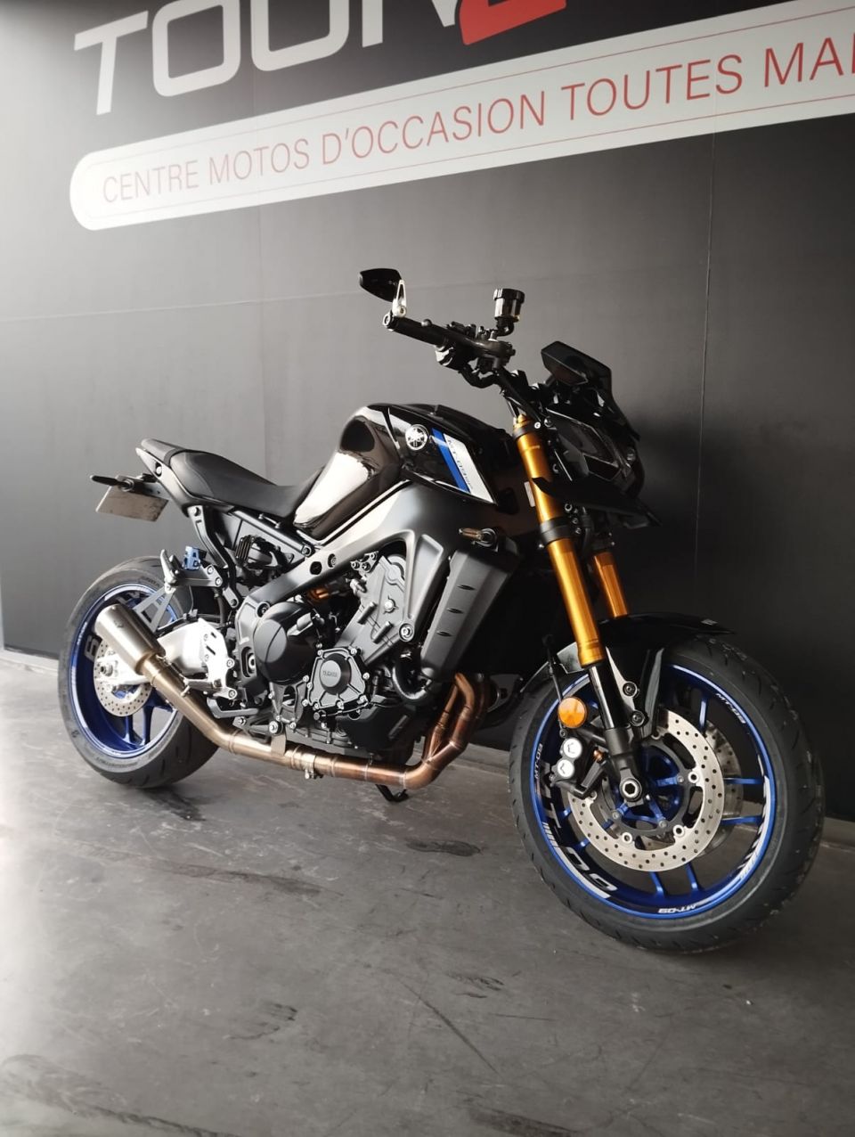 YAMAHA MT-09 SP 4