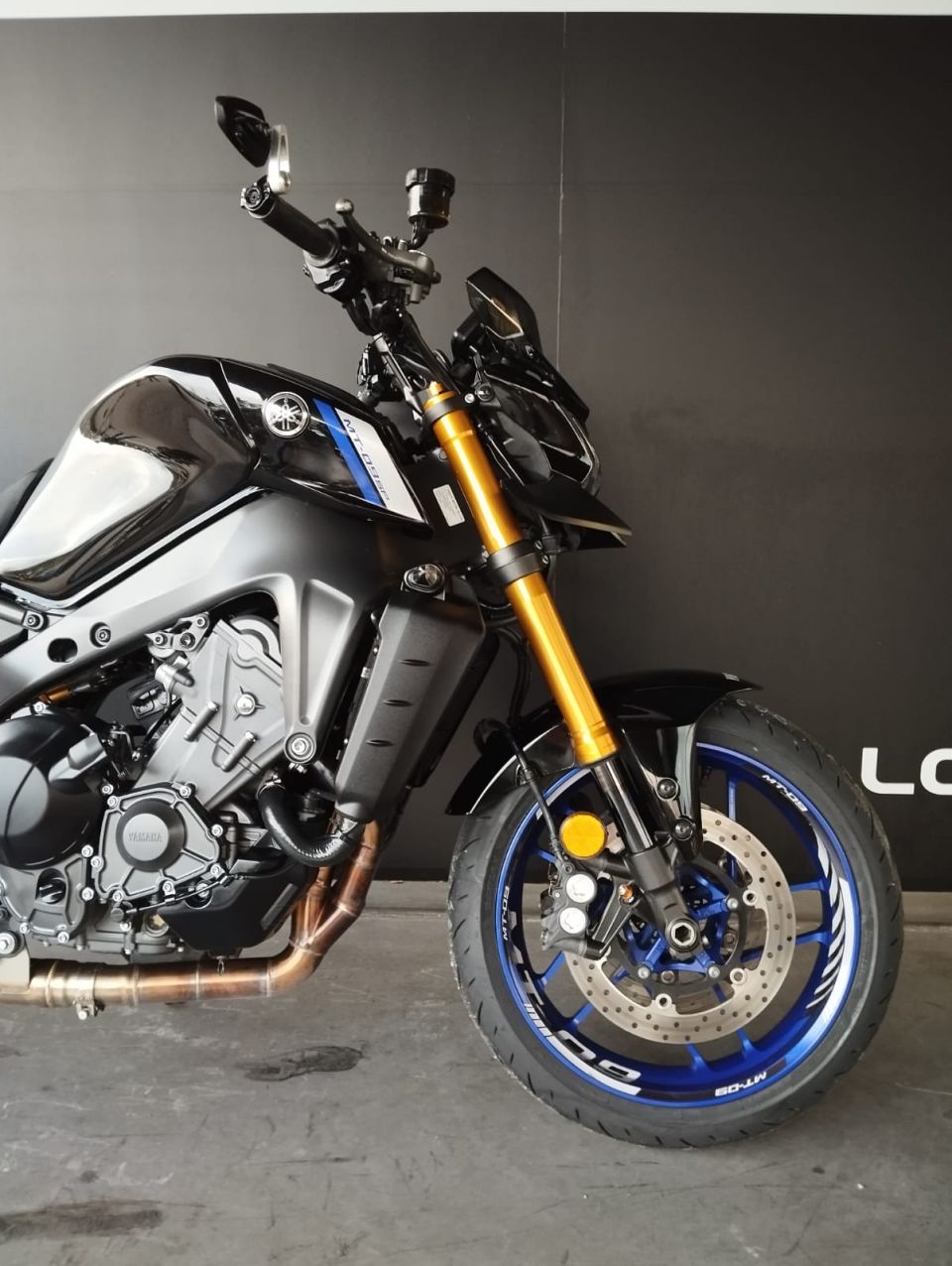 YAMAHA MT-09 SP 4