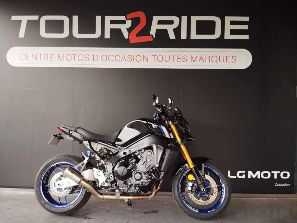YAMAHA MT-09 SP 4