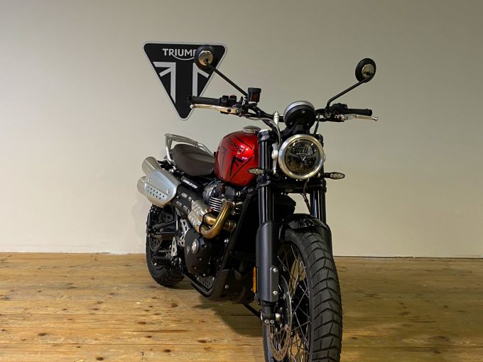 TRIUMPH SCRAMBLER 1200 4