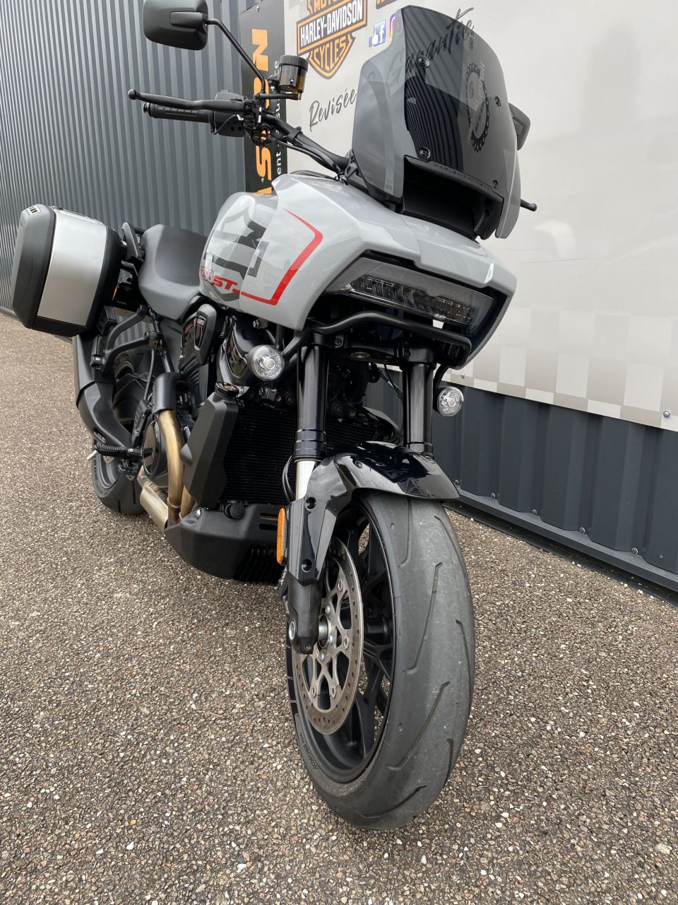 HARLEY-DAVIDSON ADVENTURE PAN AMERICA 1250 ST 4