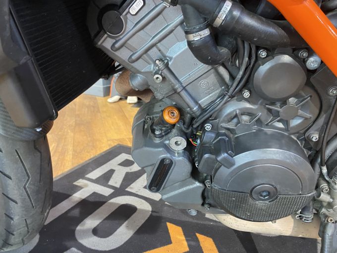 KTM 1290 SUPER DUKE R 4
