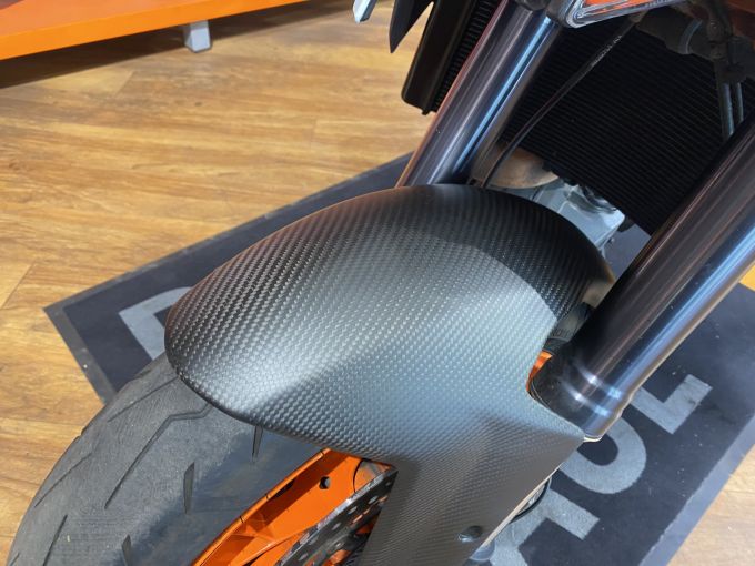 KTM 1290 SUPER DUKE R 4