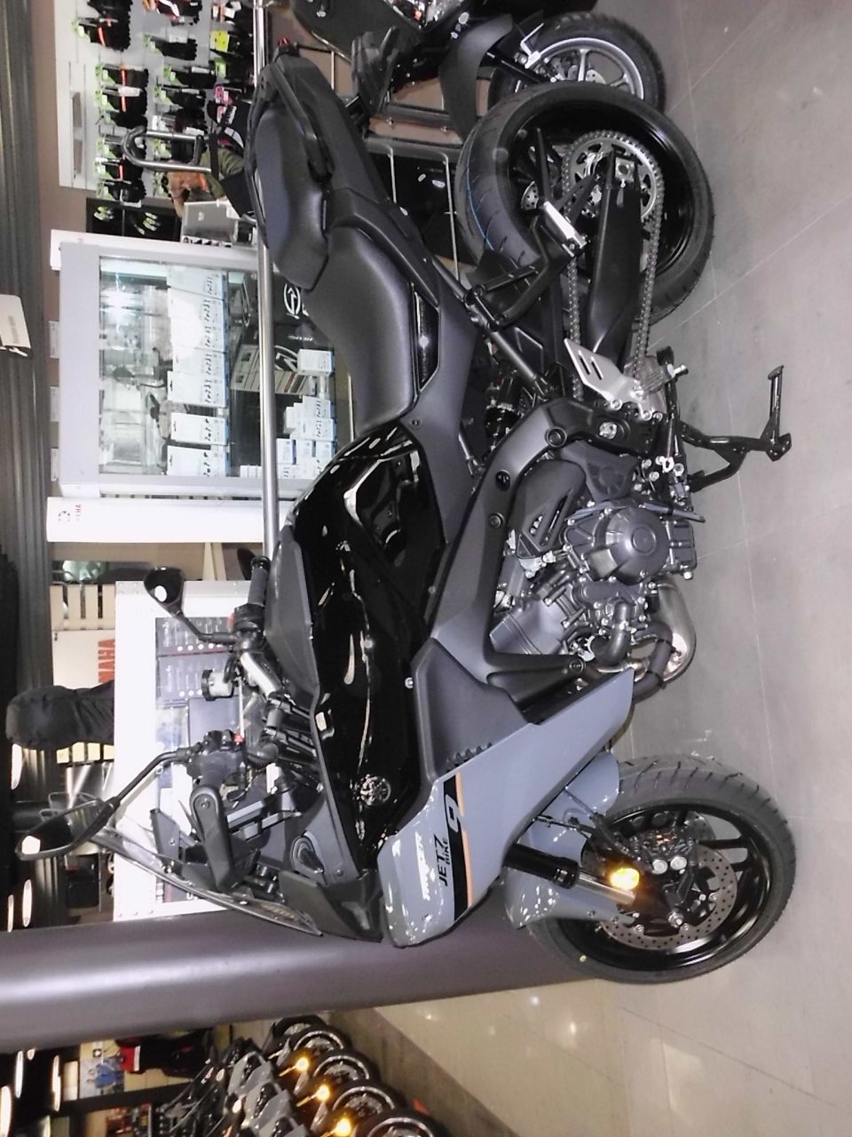 YAMAHA TRACER 9 Y-AMT 4