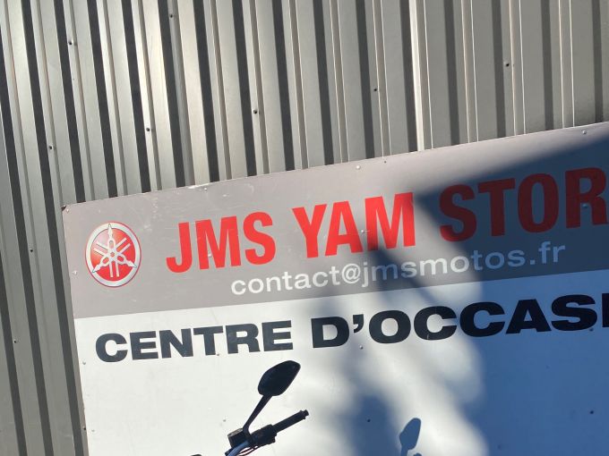 DUCATI MONSTER 821 4