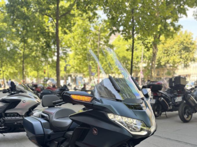 HONDA GL1800B 4