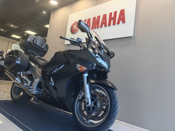 YAMAHA FJR 1300 ABS 4