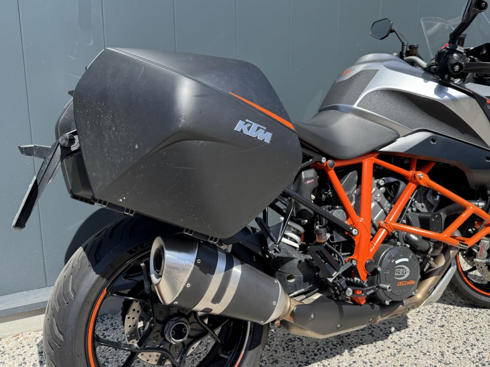 KTM KTM 1290 SUPER DUKE GT 2018 4