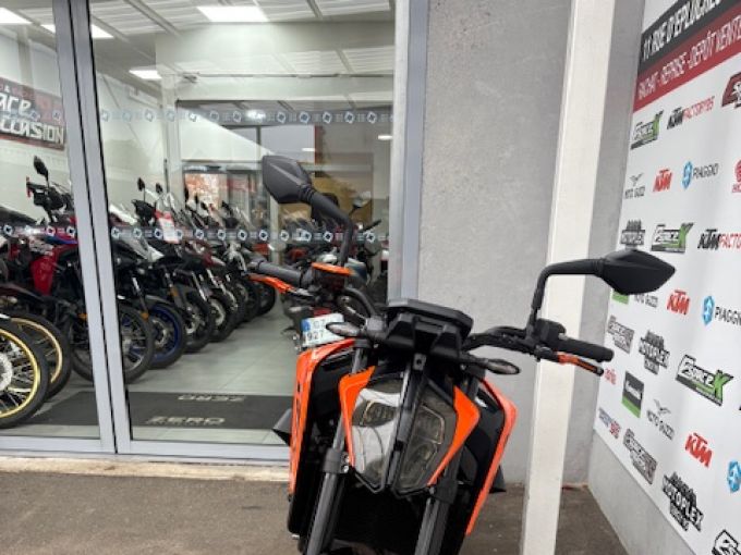 KTM 790 DUKE L 4
